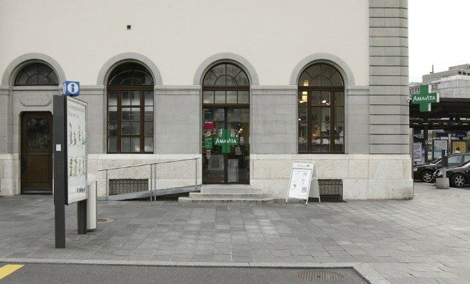 Amavita Pharmacie im Bahnhof Thun