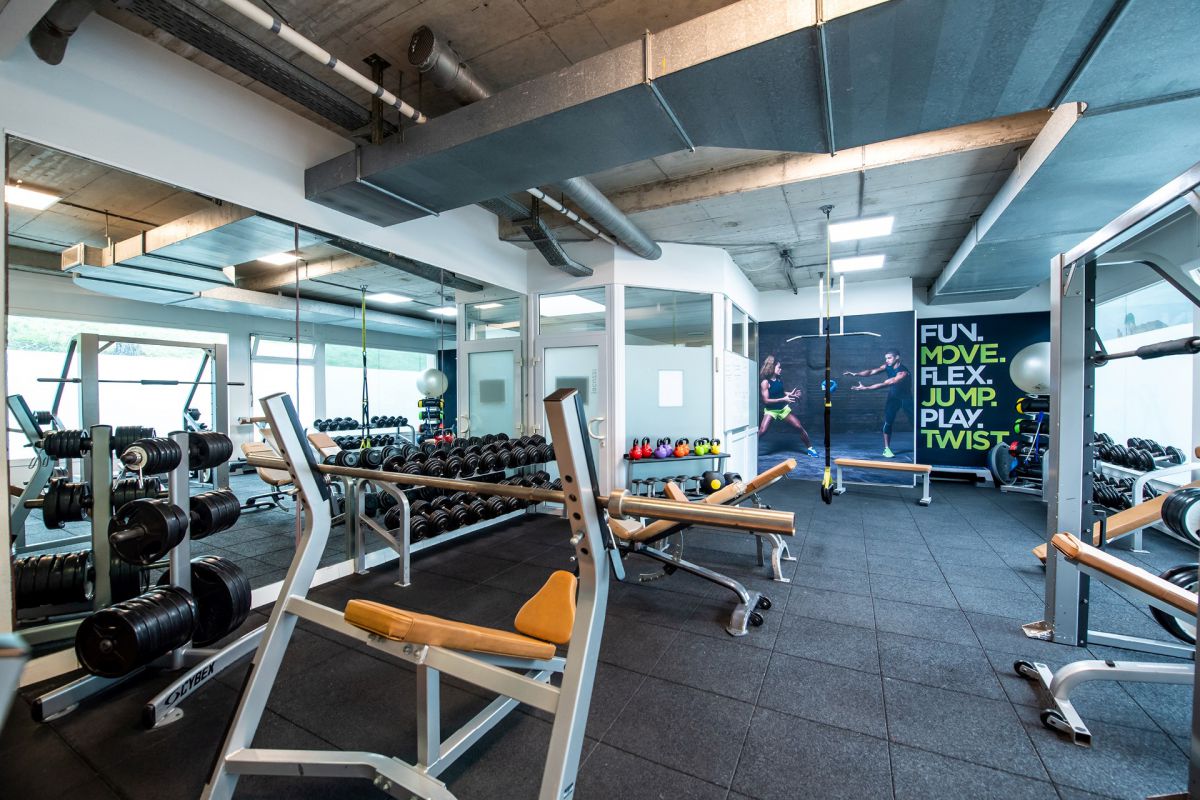 Let's Go Fitness La Croix